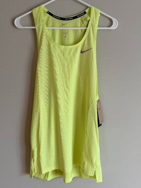 Nike FN4229-736 Mens Small Fast Dri-Fit Running Singlet Lemon Yellow Tank Top